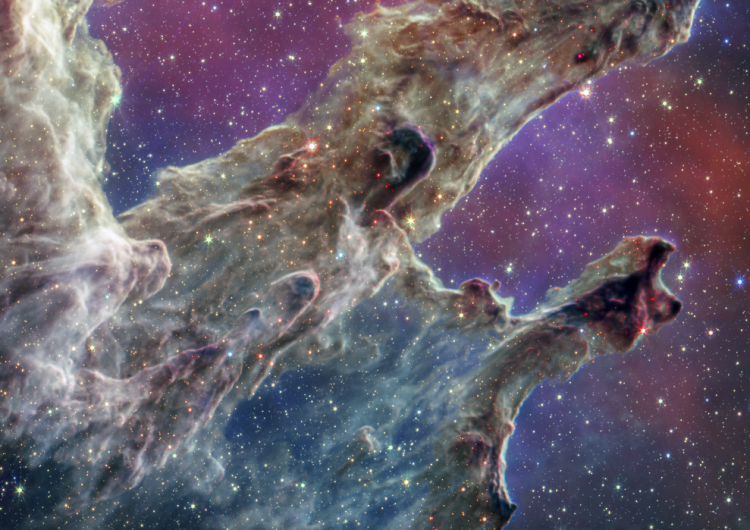 Filary Stworzenia (NIRCam and MIRI Composite Image), fragm. zdjęcia wykonanego przez Teleskop Jamesa Webba Papież: To niesamowite, jak wielki jest wszechświat