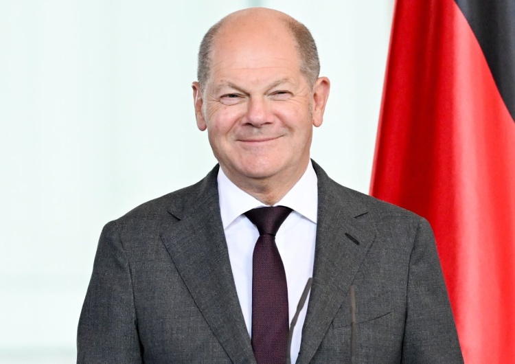 Kanclerz Niemiec Olaf Scholz Z. Kuźmiuk: Niemcy robią wszystko, aby jesienne wybory wygrała Platforma