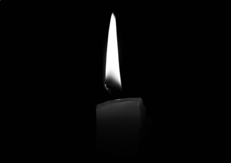 Zdjęcie ilustracyjne Tragedia w Warszawie. Doświadczony lekarz znaleziony martwy w swoim gabinecie