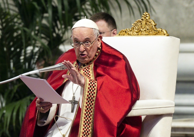 Papież Franciszek Franciszek: naśladujmy moc, szczodrość i pokorę świętych Piotra i Pawła