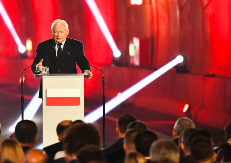 Jarosław Kaczyński Otwarcie tunelu pod Świną. Jarosław Kaczyński: Wszystkie regiony Polski muszą się rozwijać