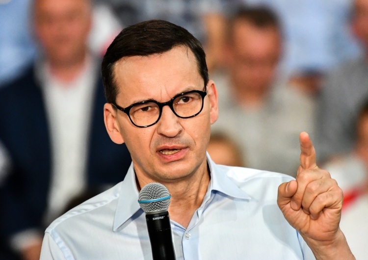 Premier Morawiecki Premier: Nie dopuścimy do władzy z powrotem tych, którzy dzisiaj stroją się w patriotyczne piórka