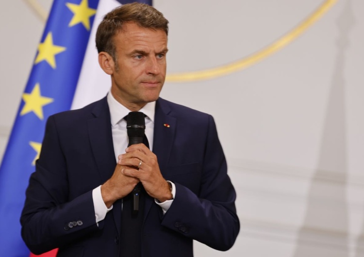 Emmanuel Macron Macron chce ograniczyć internet? Burza po słowach prezydenta Francji