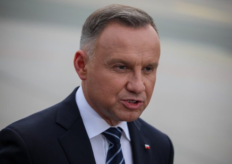 Andrzej Duda Niemieckie media: Andrzej Duda nie wykluczył udziału polskich sił zbrojnych w ew. misji pokojowej NATO na Ukrainie po zawarciu rozejmu