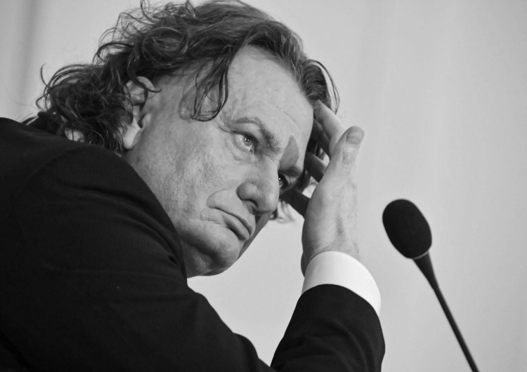 Nie żyje adwokat Robert Nowaczyk Nie żyje mec. Robert Nowaczyk, bohater afery reprywatyzacyjnej. Jest śledztwo prokuratury