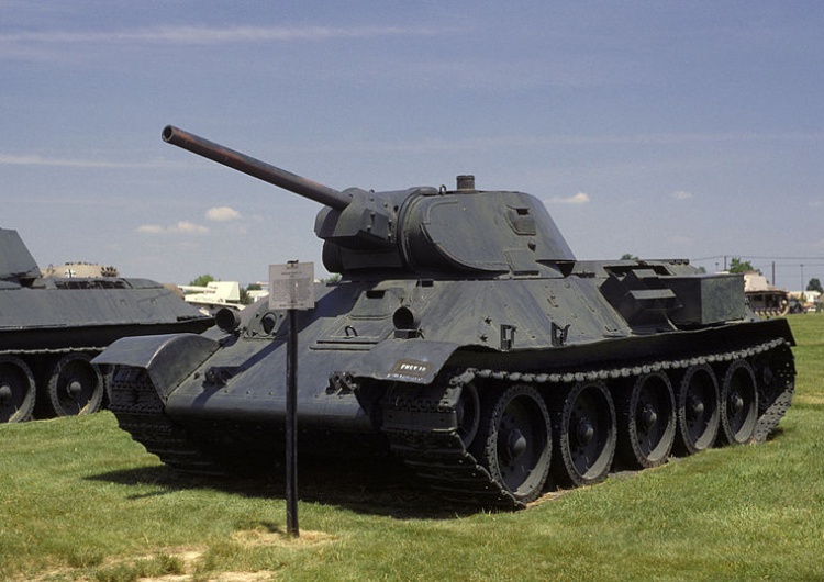 Radziecki czołg T-34 Czołgi starsze od Putina? Rosja sięga po prawdziwe zabytki 