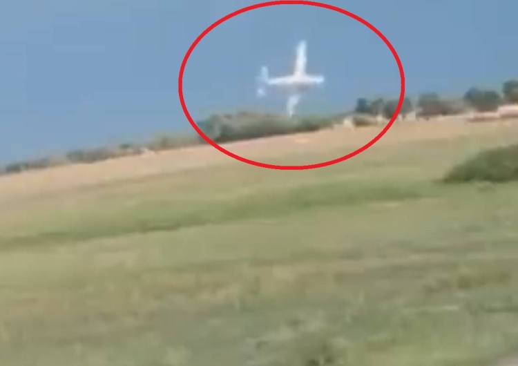 Katastrofa samolotu w Chrcynnie [WIDEO] Katastrofa lotnicza w Chrcynnie. Jest nagranie upadku samolotu