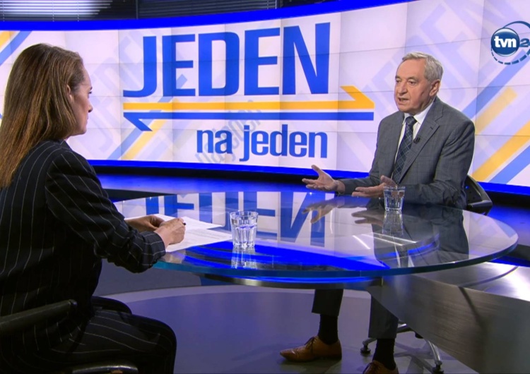  Kompromitacja dziennikarki TVN24 w programie na żywo. Konsternacja ministra [WIDEO]