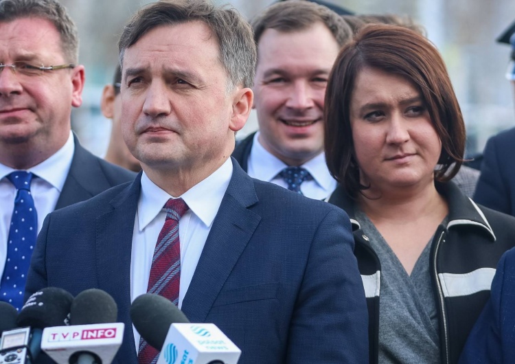 Zbigniew Ziobro i Anna Maria Siarkowska Anna Siarkowska w Konfederacji. Zbigniew Ziobro zabiera głos