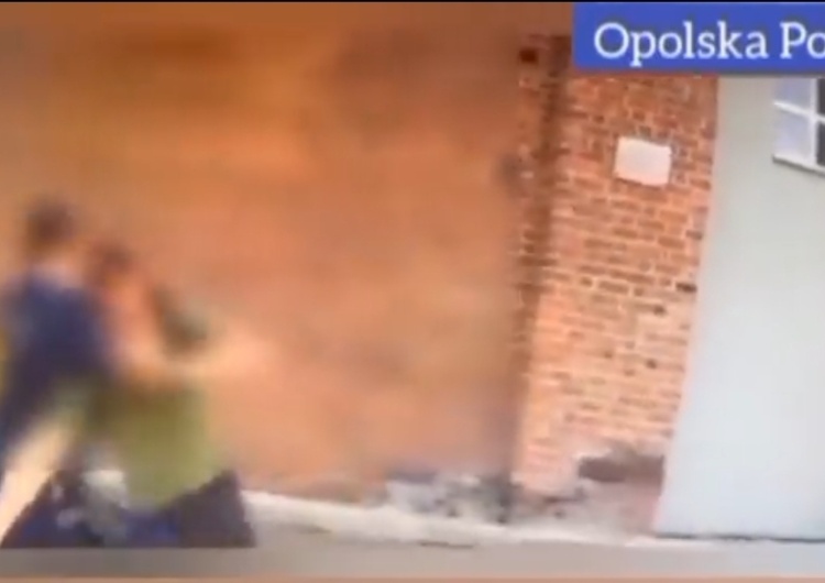 Interwencja policji w Opolu Biegał po Opolu z pietnastocentymetrowym nożem. Jest nagranie z zatrzymania