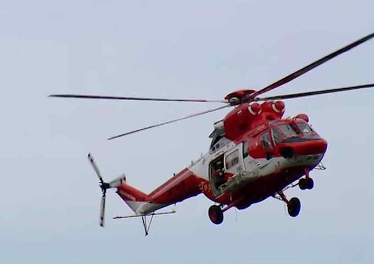 Helikopter TOPR Tragiczny wypadek w Tatrach. Nie żyje turystka