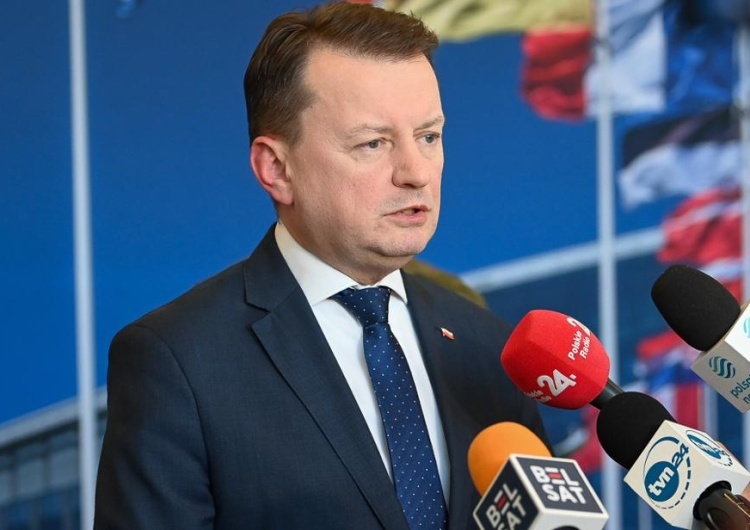 Minister Błaszczak Polska armia rozszerzy zdolności przeciwpancerne. Szef MON: Podpisaliśmy umowę