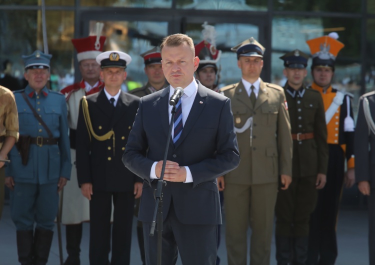 Mariusz Błaszczak Mariusz Błaszczak zdradził czwarte pytanie referendum