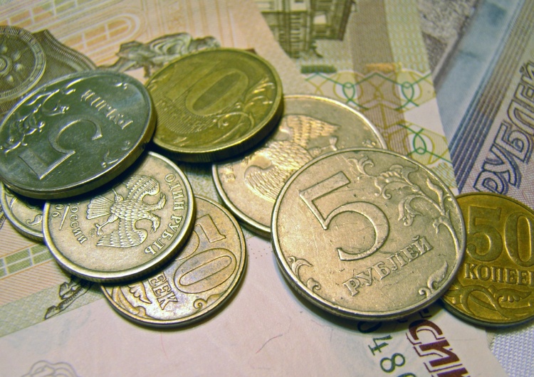 Ruble - zdjęcie poglądowe Bałkany Zachodnie to serce omijania europejskich sankcji wobec Rosji