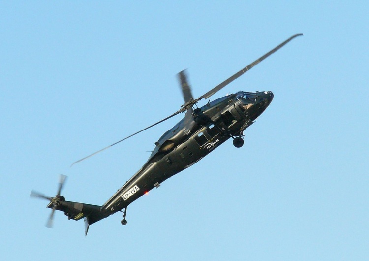 Black Hawk Wypadek Black Hawka na festynie. Zahaczył o linię energetyczną