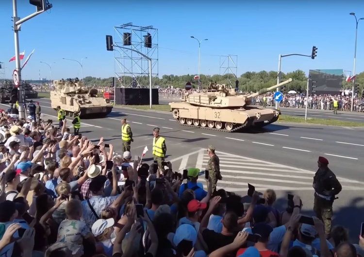 Parada wojskowa w Warszawie, 15 sierpnia 2023 r. „Byłem zszokowany”. Rosjanin pod wrazeniem polskiej defilady [WIDEO]