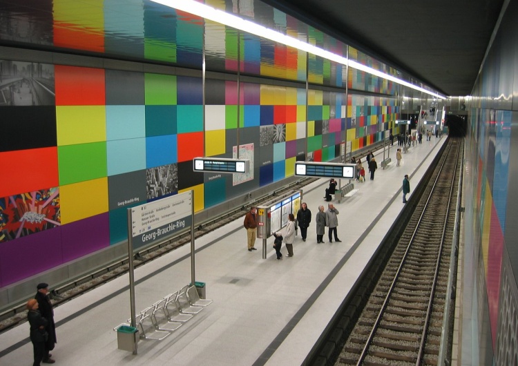 Stacja metra w Monachium / fotografia poglądowa Dramat w Monachium. Młody Polak został zgwałcony na stacji metra