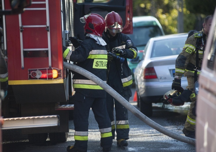 Straż pożarna / zdjęcie poglądowe  Tragiczny pożar w Rokitnicy. Nie żyje małe dziecko 