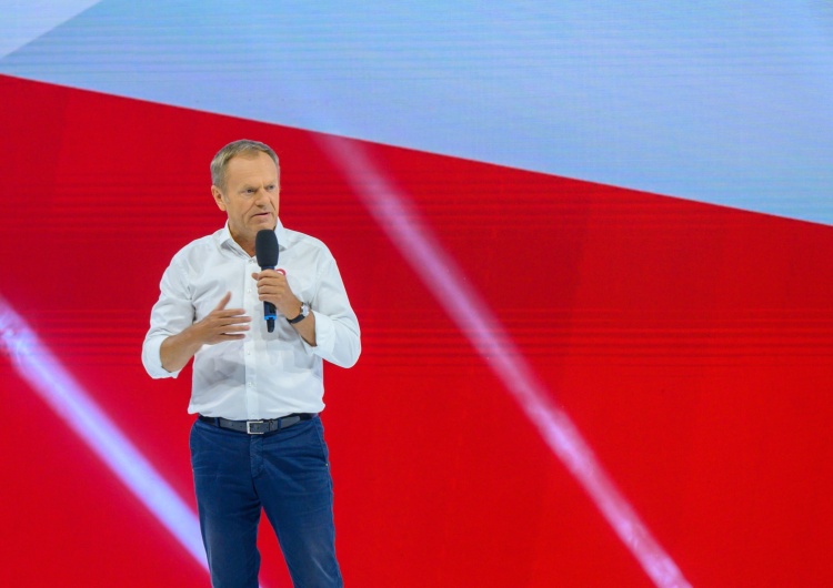 Donald Tusk Tusk: Podniesiemy kwotę wolną od podatku. Jak wcześniej głosowali?