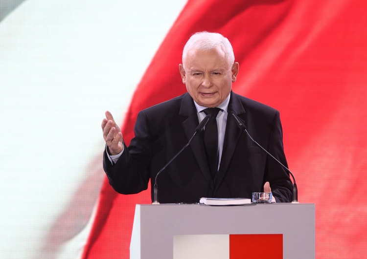 Jarosław Kaczyński  Nowy sondaż wyborczy. Znamy jego wyniki 