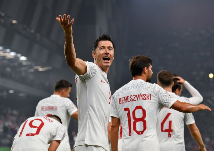 Robert Lewandowski Robert Lewandowski wyznał, co stało się w szatni po meczu z Albanią