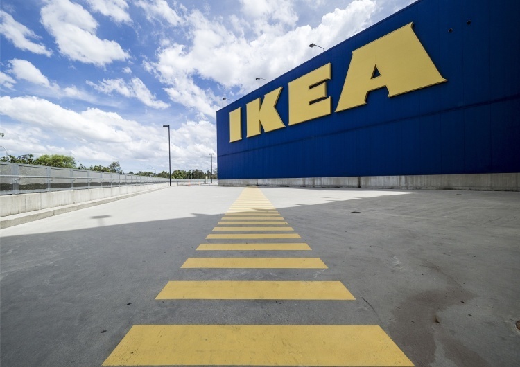 IKEA - zdjęcie poglądowe „Mam radosną nowinę”. Dariusz Kawka z „S” w IKEA Industry Lubawa przywrócony do pracy