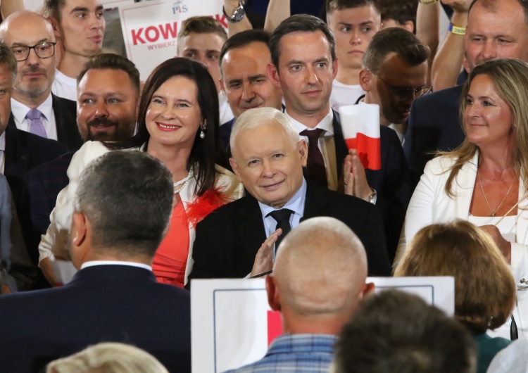 Jarosław Kaczyński PiS powiększa przewagę nad PO. Zobacz najnowszy sondaż