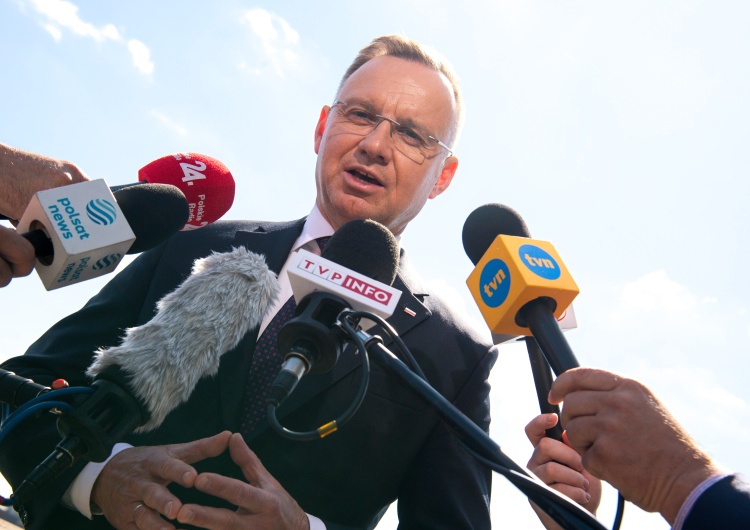 Andrzej Duda Andrzej Duda: Nie widzę problemu, by stare uzbrojenie wysłać Ukraińcom