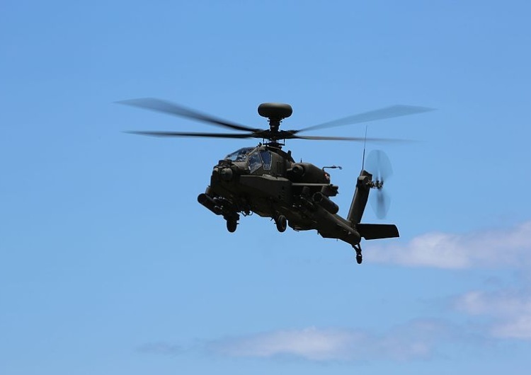 Śmigłowce Apache Minister Błaszczak podpisał umowę offsetową z koncernem Lockheed Martin w ramach zakupu śmigłowców Apache