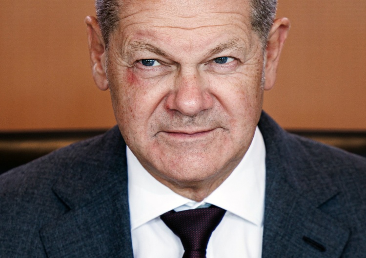 Olaf Scholz Niemiecka gazeta: Kanclerz Niemiec „zemścił się” na PiS