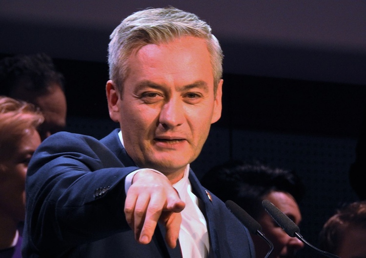 Robert Biedroń Była feministka do Biedronia: Wara od kobiet
