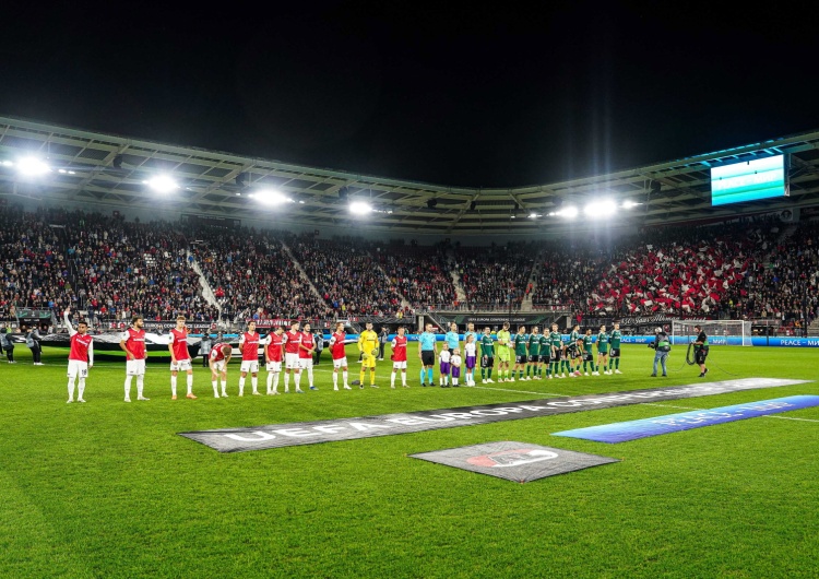 Legia Warszawa wydał oświadczenie Skandal w Holandii. Jest oficjalnie oświadczenie Legii Warszawa