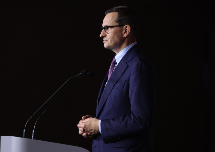 Mateusz Morawiecki „GW”: „Morawiecki kupił szpital od pedofila”. Jest ostra odpowiedź rządu