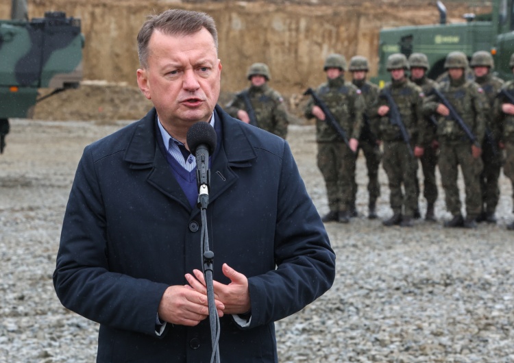 Mariusz Błaszczak Szef MON: Nie ma zgody na to, żeby wprowadzać chaos. Tusk podał nieprawdziwą informację