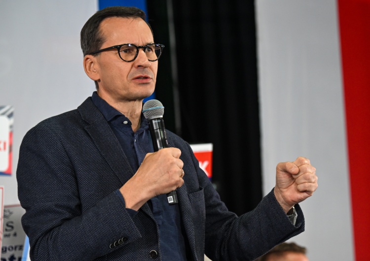 Mateusz Morawiecki Morawiecki: Staramy się wykorzystać polski węgiel i będziemy robić to tak długo, jak będzie to konieczne