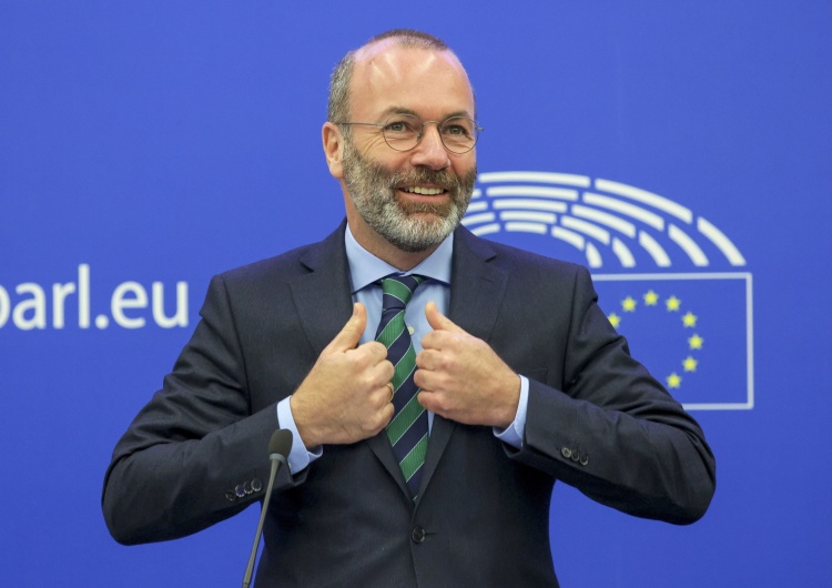 Manfred Weber Manfred Weber rozanielony w PE: „Polska wróciła!” [WIDEO]