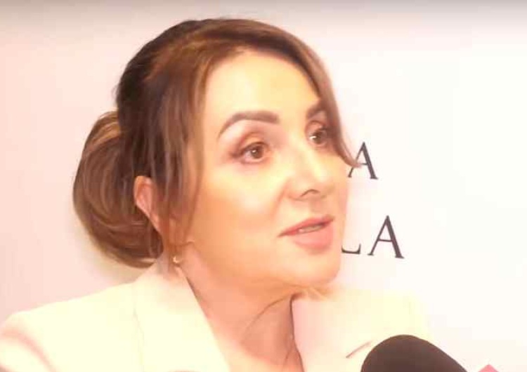 Danuta Martyniuk Żona Martyniuka rozczarowana Francją?