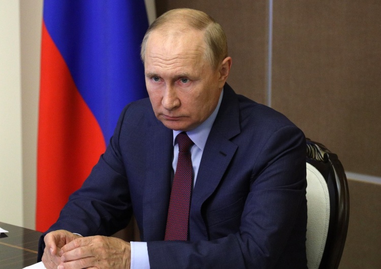Władimir Putin Tajemniczy profil „Generał SVR” podaje szczegóły ws. rzekomego zatrzymania akcji serca u Putina