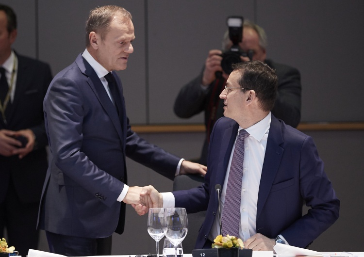 Donald Tusk i Mateusz Morawiecki [SONDAŻ] Kogo prezydent powinien powołać na premiera? Polacy odpowiedzieli