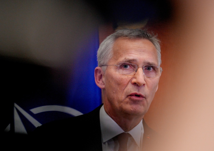 Jens Stoltenberg Sekretarz generalny NATO: Rosja planuje bardziej ofensywną wojnę