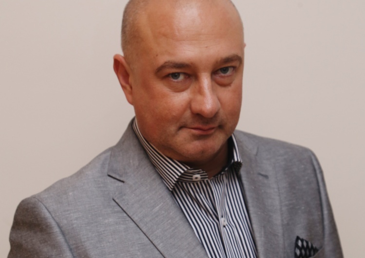 Tadeusz Płużański [Felieton „TS”] Tadeusz Płużański: Sfałszowane wybory na „demokratów”
