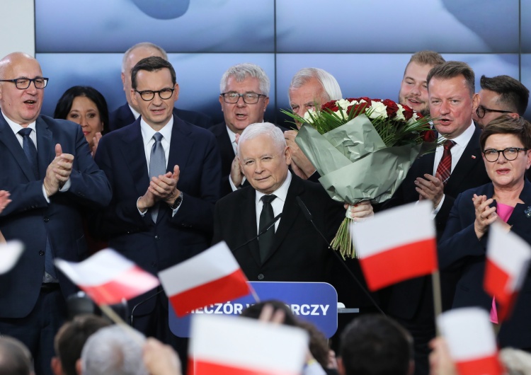 wieczór wyborczy w sztabie PiS Senator PiS wskazał powody porażki w wyborach