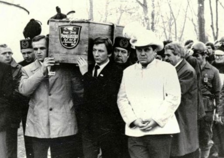 Pogrzeb ks. Jerzego Popiełuszki 39 lat temu odbył się pogrzeb bł. ks. Jerzego Popiełuszki