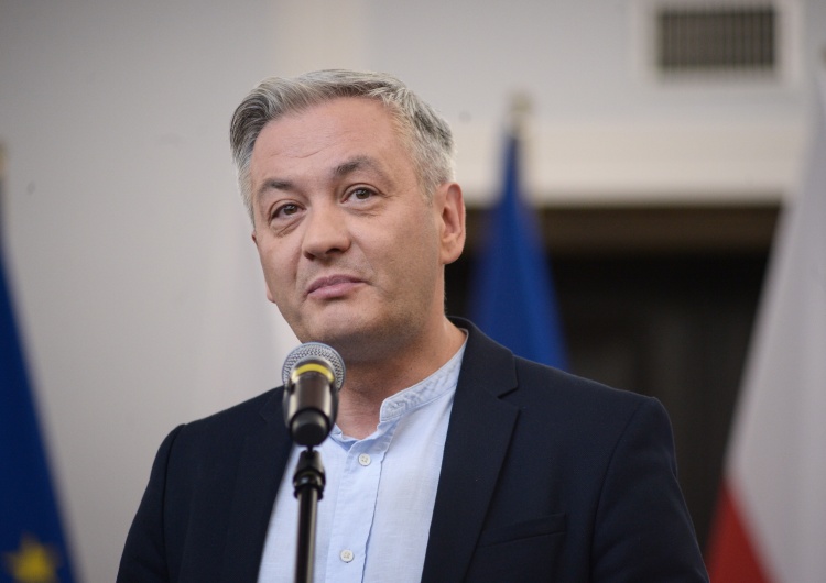 Robert Biedroń Biedroń ujawnił kulisy rozmów koalicyjnych: „Tusk stał po stronie Lewicy”