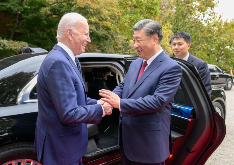 Joe Biden i Xi Jinping Ryszard Czarnecki: Globalna polityka: Coraz szybsze piłki