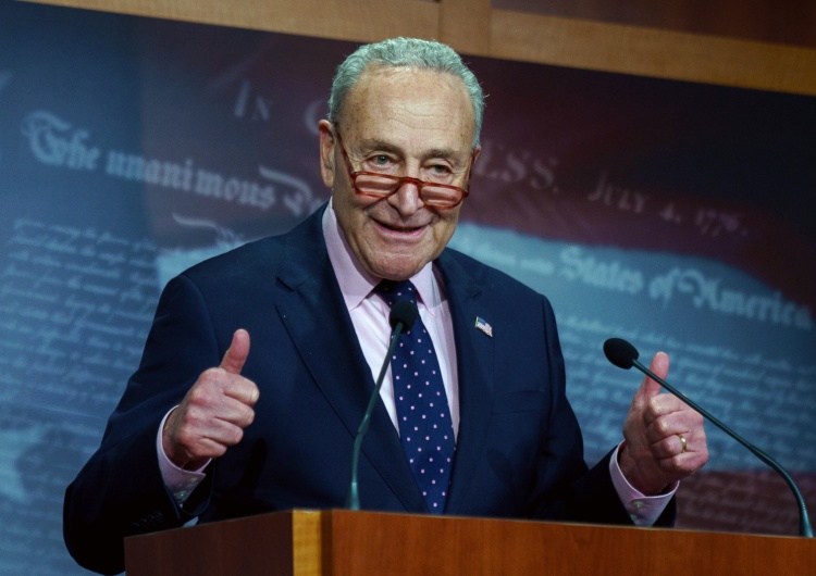 Przywódca Demokratów w Senacie Chuck Schumer USA: Senat przegłosował nowe prowizorium budżetowe. Brak dodatkowych środków dla Ukrainy