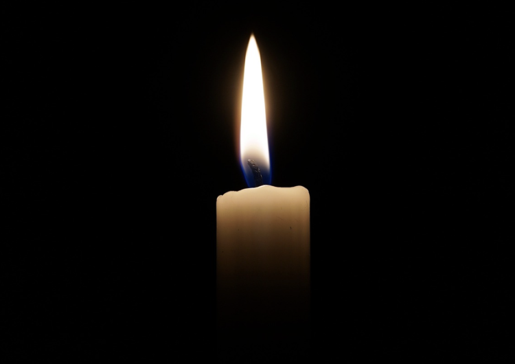świeca Budka Suflera w żałobie