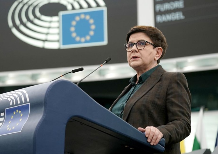 Beata Szydło Dziś w PE debata o zmianie traktatów UE. Beata Szydło ostrzega