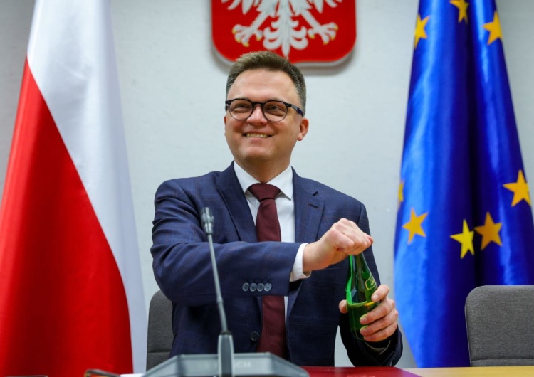 Szymon Hołownia „Hołownia będzie miał bardzo duże polityczne problemy”