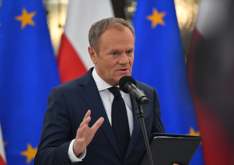 Donald Tusk Zbigniew Kuźmiuk: Tusk zgodzi się na zmiany w traktatach UE